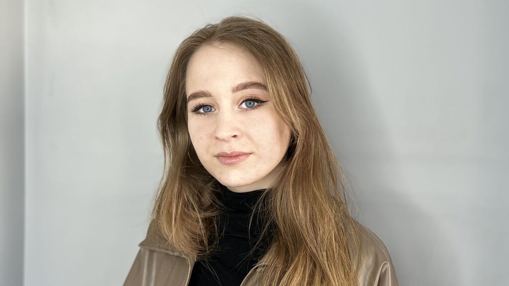 ElviraFranceschi's profile from Jasmin at GirlsOfJasmin'