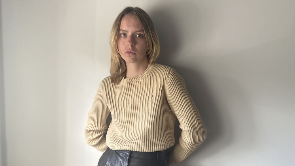 LuciaRocchi online on GirlsOfJasmin