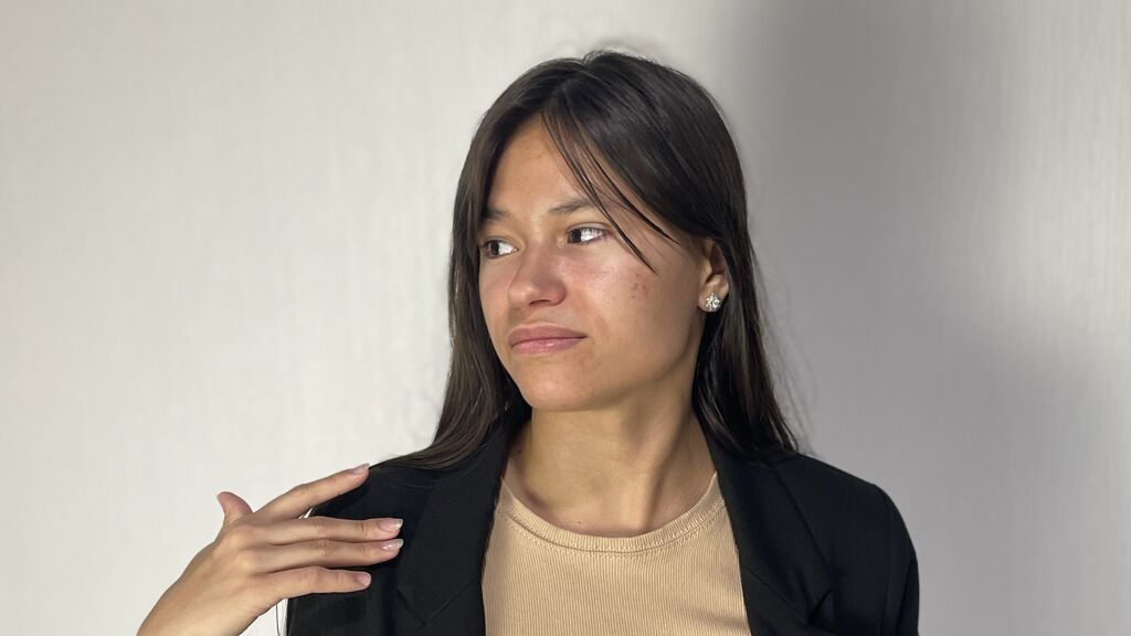 FlorianaFilippis online on GirlsOfJasmin