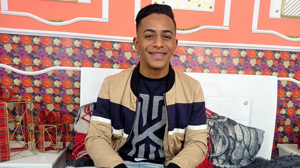 AlexanderSalas Profile and Statistics on BoysOfJasmin