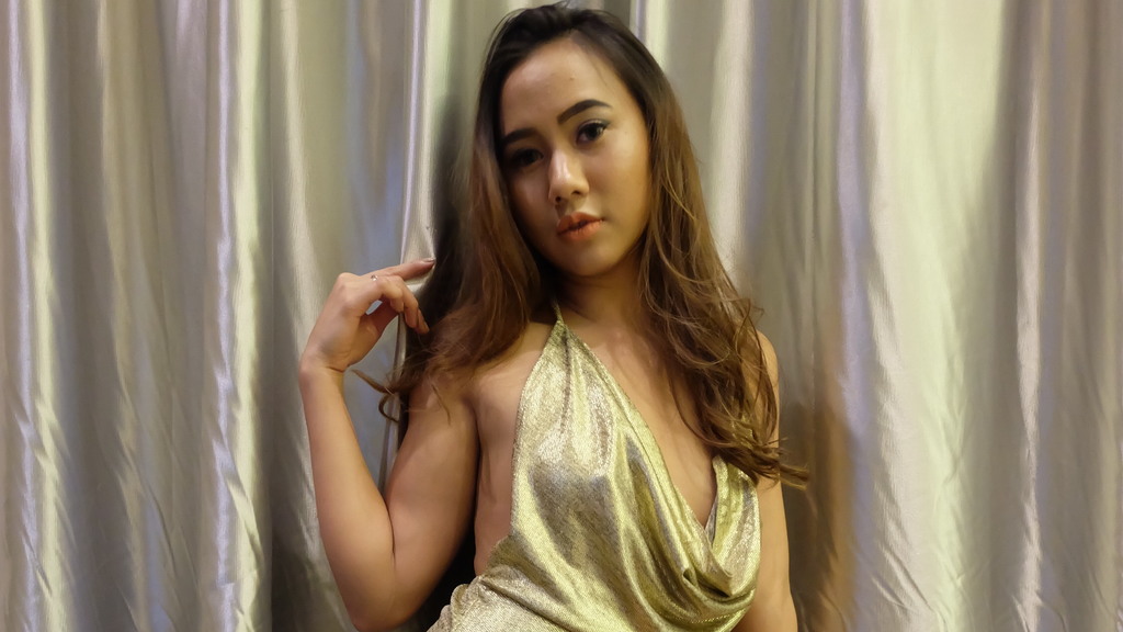  online at GirlsOfJasmin