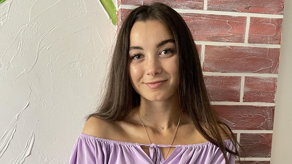 IlariaChiari online on GirlsOfJasmin