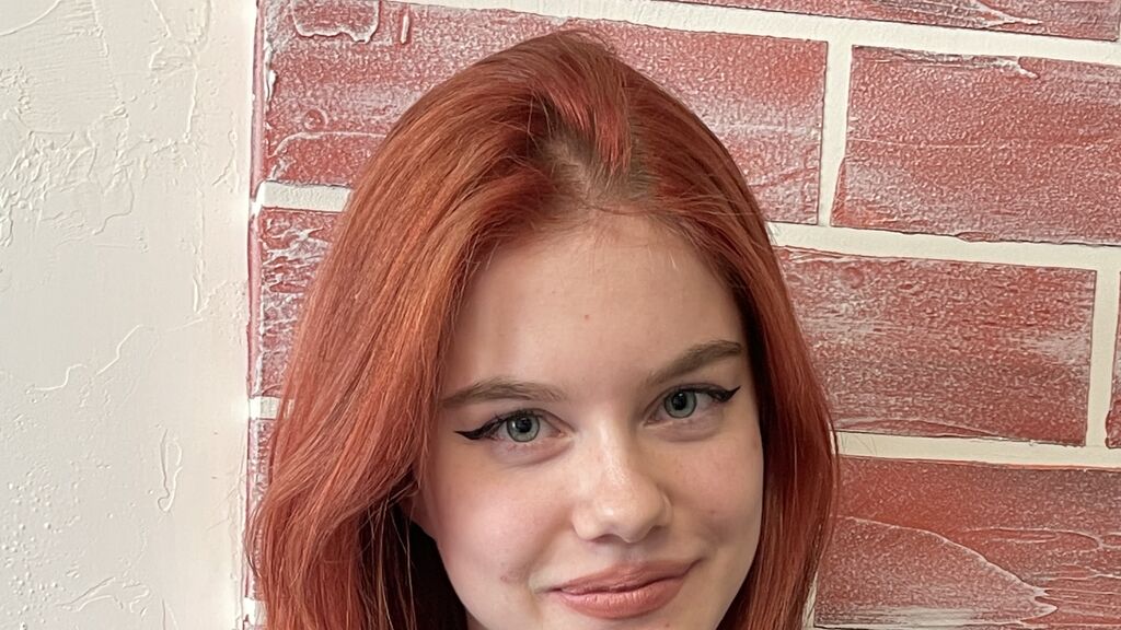 DaniellaVigano online on GirlsOfJasmin