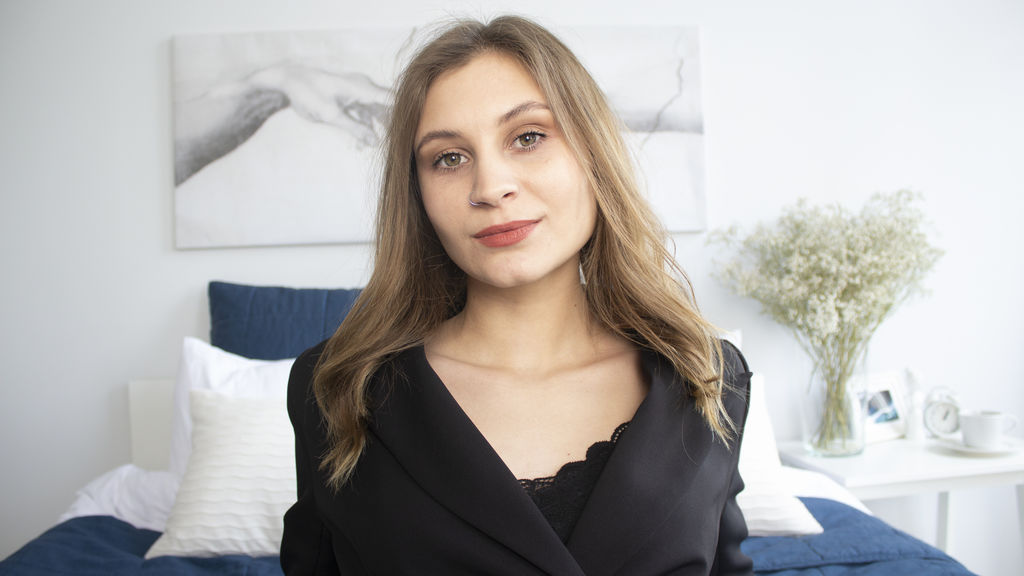  online at GirlsOfJasmin