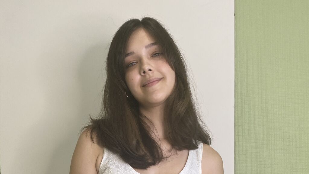 SerafinaPaoli online on GirlsOfJasmin