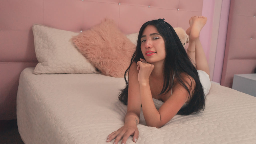  online at GirlsOfJasmin