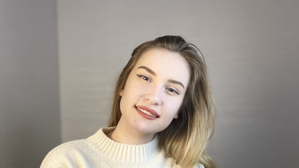 GemmaDanieIIi online on GirlsOfJasmin