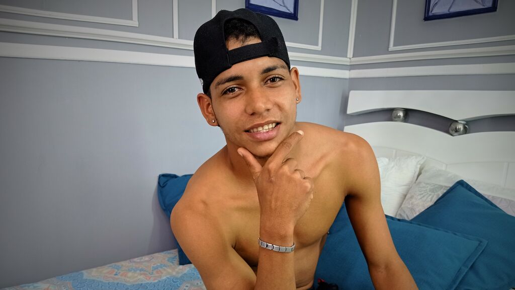 RaySolano Profile and Statistics on BoysOfJasmin