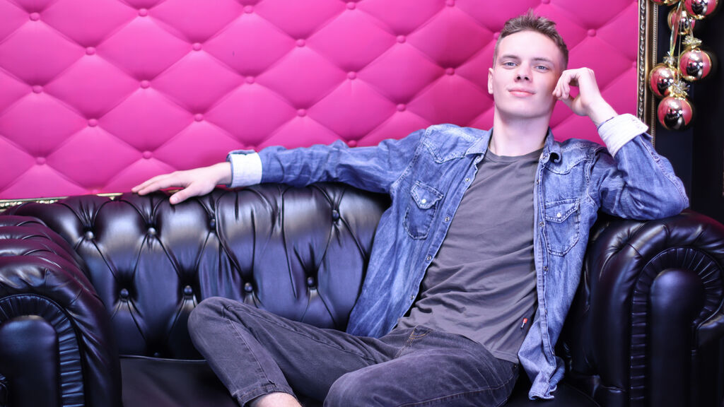 JimmieDavias Profile and Statistics on BoysOfJasmin