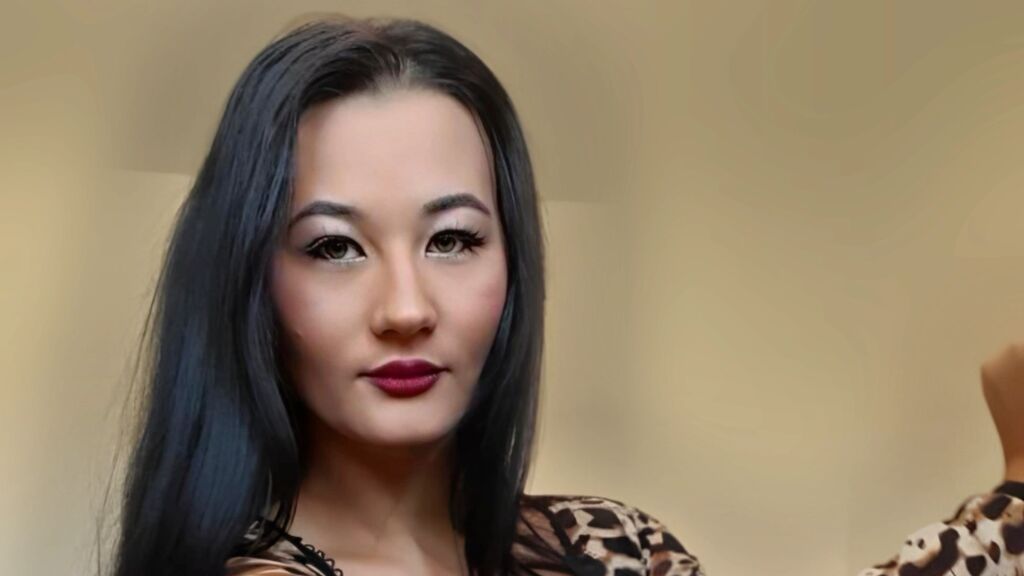  online at GirlsOfJasmin