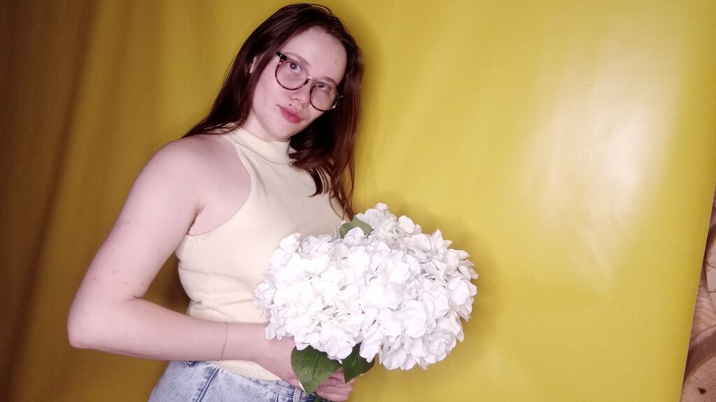 ElonaMaxwell online on GirlsOfJasmin