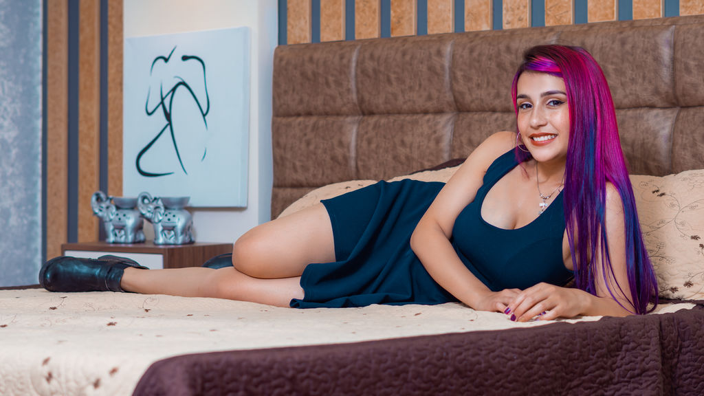  online at GirlsOfJasmin