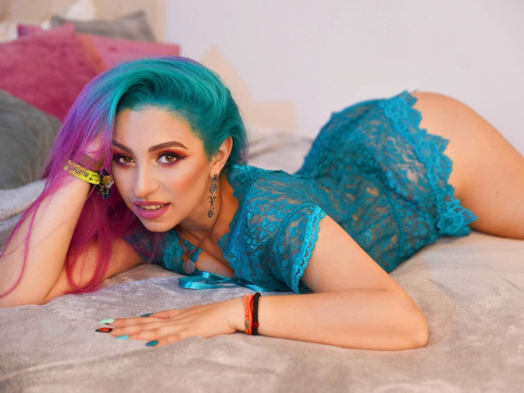 Nelka webcams boobs cum